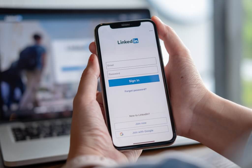 こんな方は代理店によるLinkedIn広告の運用代行がおすすめ！