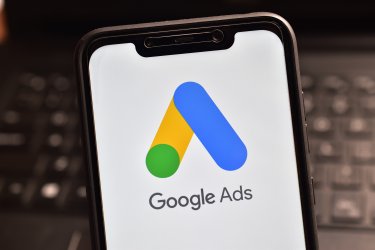 Google広告出稿入門ガイド！種類、費用などの基礎からGoogle広告のやり方、各種設定方法までわかりやすく解説